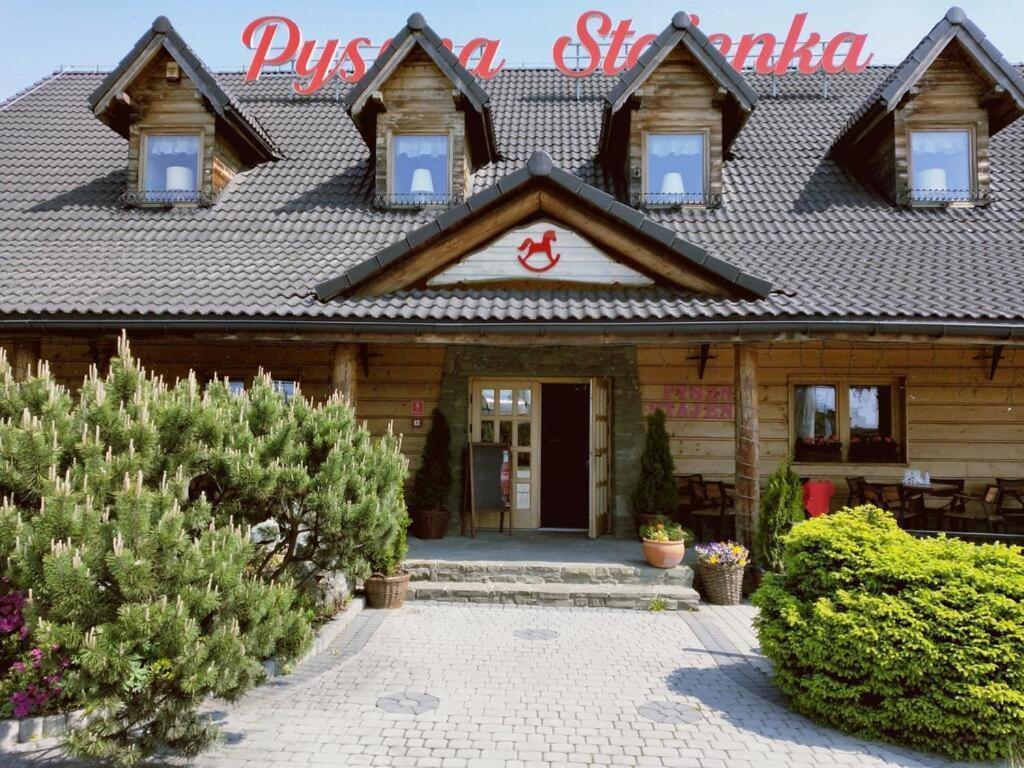 מלון Bakow  Pyszna Stajenka מראה חיצוני תמונה